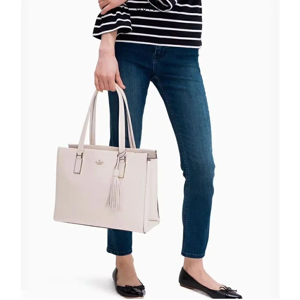 Kate Spade Naomi Tote in Pebbled Leather Soft Limestone Off White